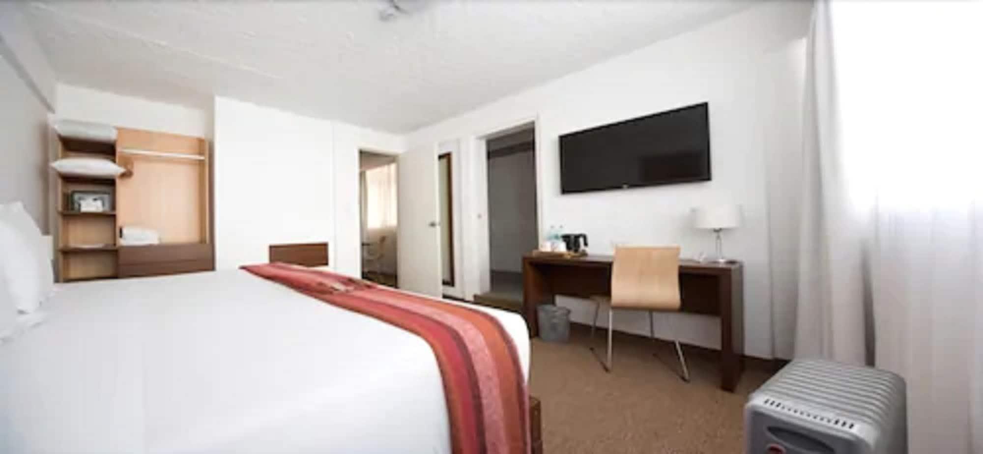 Tierra Viva Puno Plaza Hotel ภายนอก รูปภาพ