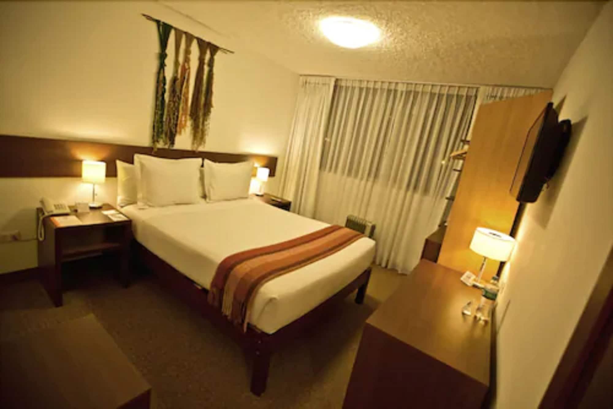 Tierra Viva Puno Plaza Hotel ภายนอก รูปภาพ