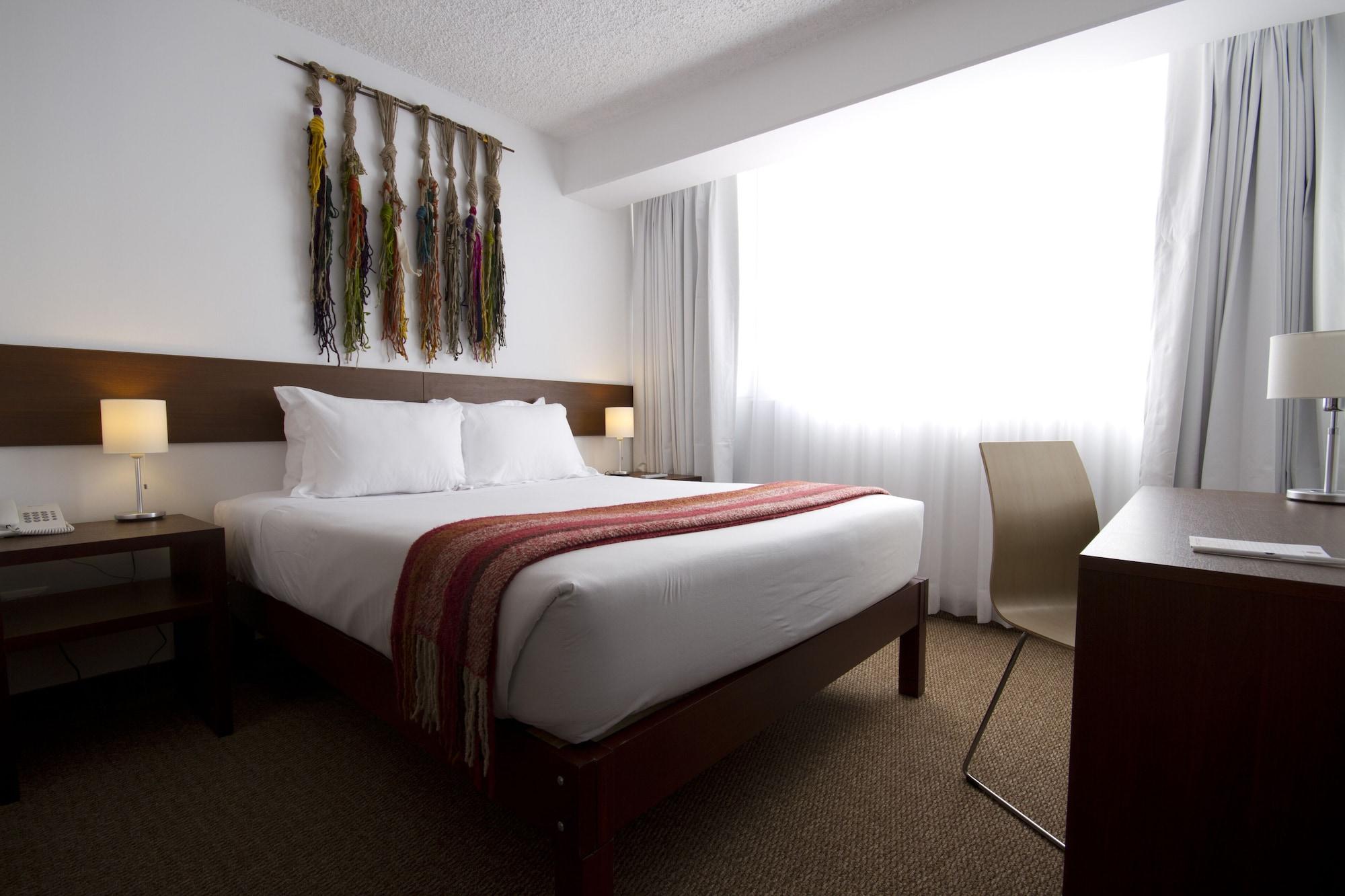 Tierra Viva Puno Plaza Hotel ภายนอก รูปภาพ